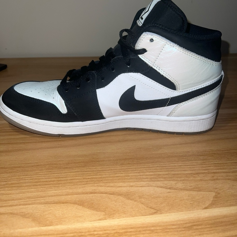 Jordan 1 mid diamond size 10.5 - Picture 8 of 16